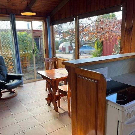 The Cottage - Tidelines Of Bicheno Bagian luar foto